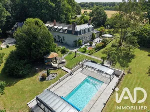 Domaine à Nouzilly (37380)