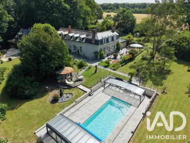 Domaine à Nouzilly (37380)