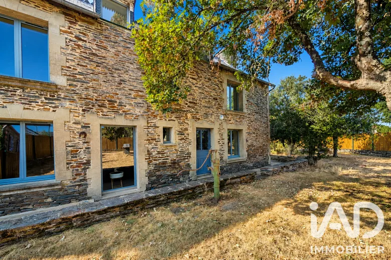 Maison 8 pièces 188 m² · à Sainte-Anne-sur-Vilaine · 188,2 m² · 293 000 €