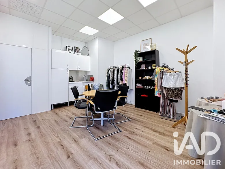 Murs commerciaux à Boissy-Saint-Léger (94470) · 29,6 m² · 119 600 €