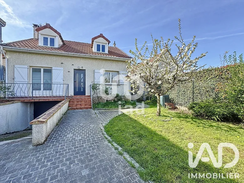Maison 6 pièces 117 m² · à Grisy-Suisnes · 117 m² · 330 000 €