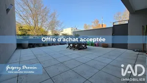 Apartment in Vaux-le-Pénil (77000)