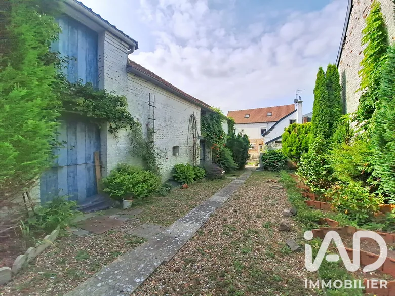 Maison 5 pièces 165 m² · à Curgies · 165 m² · 294 000 €