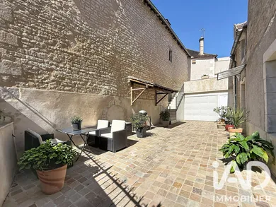 Maison de village à Saint-Bris-le-Vineux (89530)