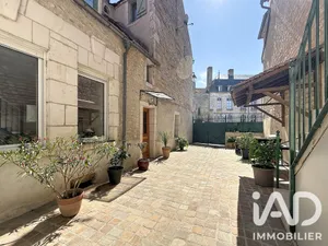 Maison de village à Saint-Bris-le-Vineux (89530)