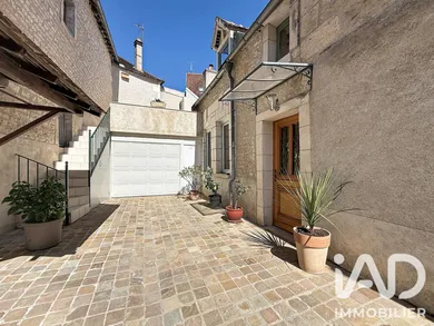 Village house in Saint-Bris-le-Vineux (89530)