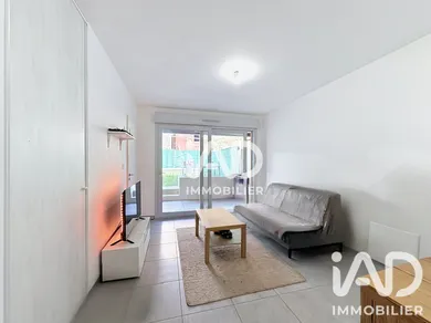 Apartment in Saint-André-de-la-Roche (06730)