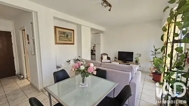 Appartement à Cagnes-sur-Mer (06800)