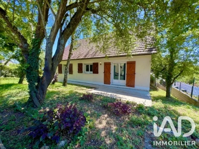 Maison 8 pièces 160 m² · à Corbeil-Essonnes · 160 m² · 328 000 €