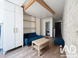 Apartment in Paris (75019)