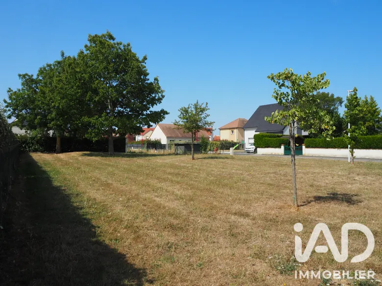Terrain à bâtir à Sannerville (14940) · 148 000 €