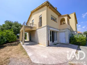 Maison à Cagnes-sur-Mer (06800)