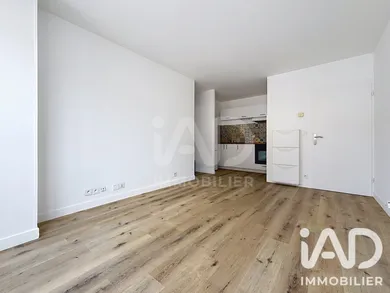Appartement à Roissy-en-Brie (77680)