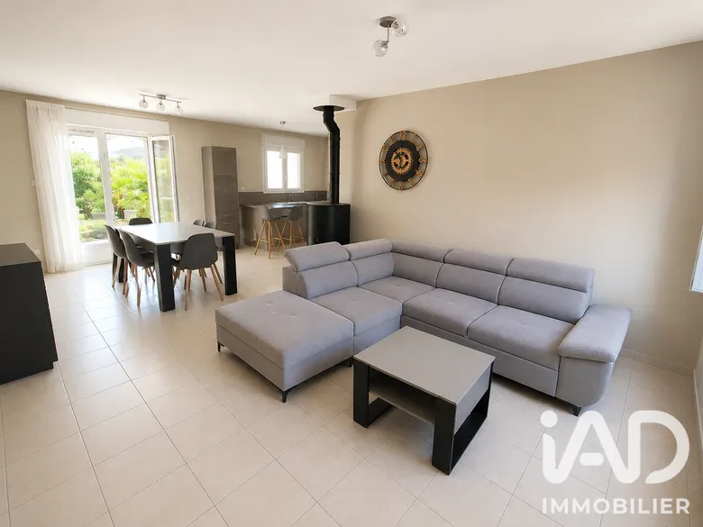 Maison 5 pièces 100 m² · à Cormery · 100 m² · 245 000 €