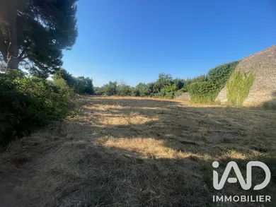 Terrain à bâtir à Pouzolles (34480)