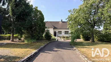 Maison à Pont-Sainte-Marie (10150)