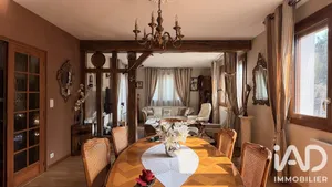 House in Pont-Sainte-Marie (10150)