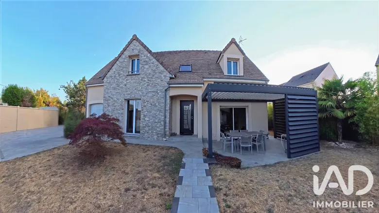 Maison 7 pièces 171 m² · à Ollainville · 171 m² · 495 000 €