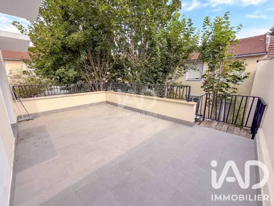 Townhouse in Juvisy-sur-Orge (91260)