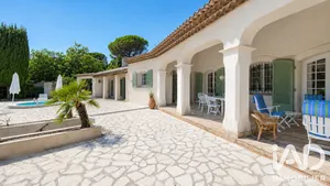 Domaine à Le Plan-de-la-Tour (83120)