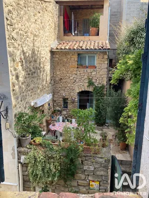 Maison de village à Puyloubier (13114)