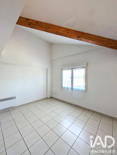 Appartement à Saint-Erme-Outre-et-Ramecourt (02820)