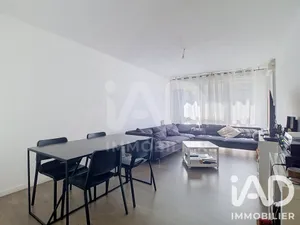 Apartment in Melun (77000)