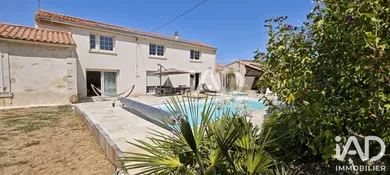 Maison à Fontenay-le-Comte (85200)
