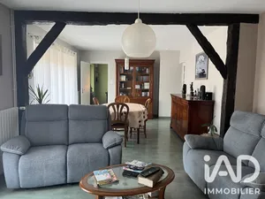Maison de campagne à Nieuil (16270)
