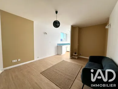 Apartment in Grenoble (38100)