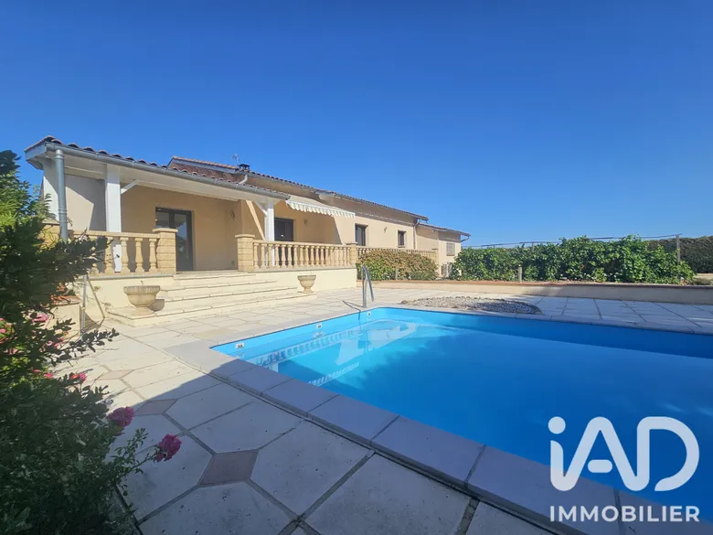 Maison 5 pièces 156 m² · à La Ville-Dieu-du-Temple · 155,7 m² · 277 000 €