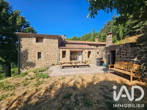 Ferme à Saint-Victor (07410)