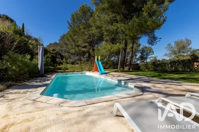 Maison traditionnelle à Aix-en-Provence (13100)