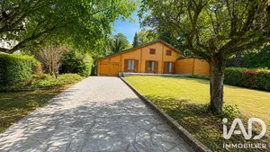 Châlet à Bazoches-sur-le-Betz (45210)