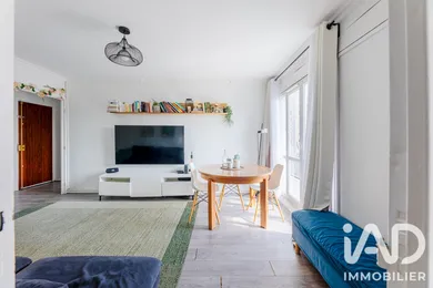 Apartment in Saint-Ouen-l'Aumône (95310)