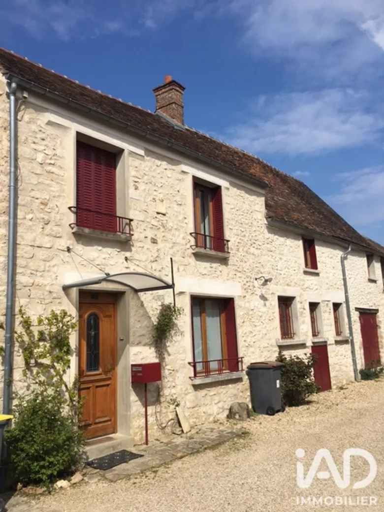 Maison 4 pièces 107 m² · à Héricy · 107 m² · 950 €
