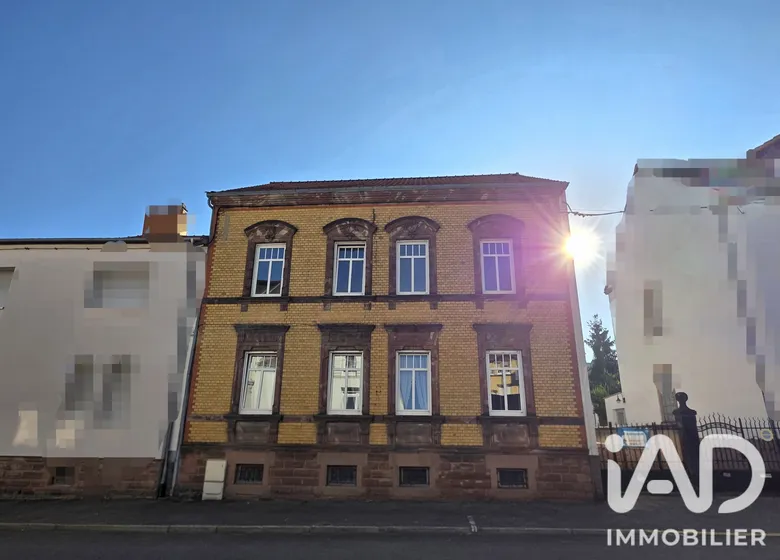 Maison 6 pièces 200 m² · à Forbach · 200 m² · 198 000 €