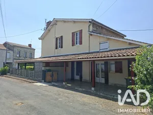 House in Coutras (33230)
