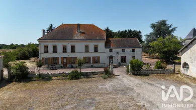 Domain in Saint-Hilaire-du-Bois (17500)