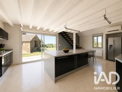 Maison de campagne à Colombiès (12240)