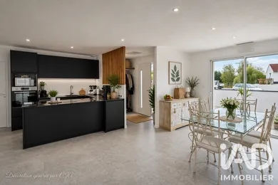 House in Coulon (79510)