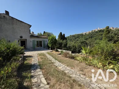 Maison à Saint-Paul-de-Vence (06570)