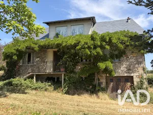 Traditional house in La Salvetat-Peyralès (12440)
