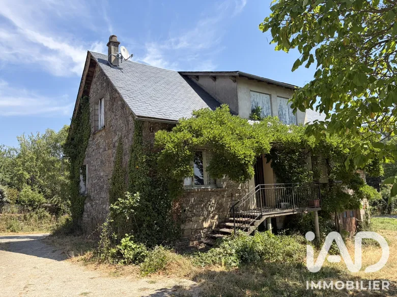 Maison 5 pièces 150 m² · à La Salvetat-Peyralès · 150 m² · 180 000 €