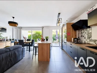 Apartment in La Roche-sur-Foron (74800)
