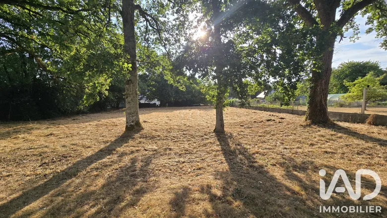 Terrain à bâtir à Guenrouët (44530) · 82 000 €
