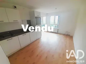Apartment in Villeneuve-d'Ascq (59650)