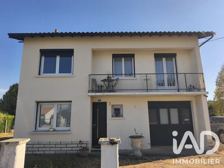 Maison 6 pièces 101 m² · à Lezay · 101,3 m² · 127 500 €