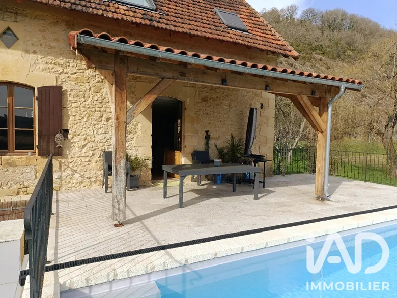 Maison 6 pièces 223 m² · à Coux Et Bigaroque-Mouzens · 223 m² · 449 000 €