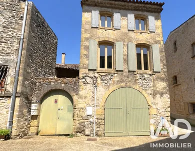 Immeuble à Collias (30210)